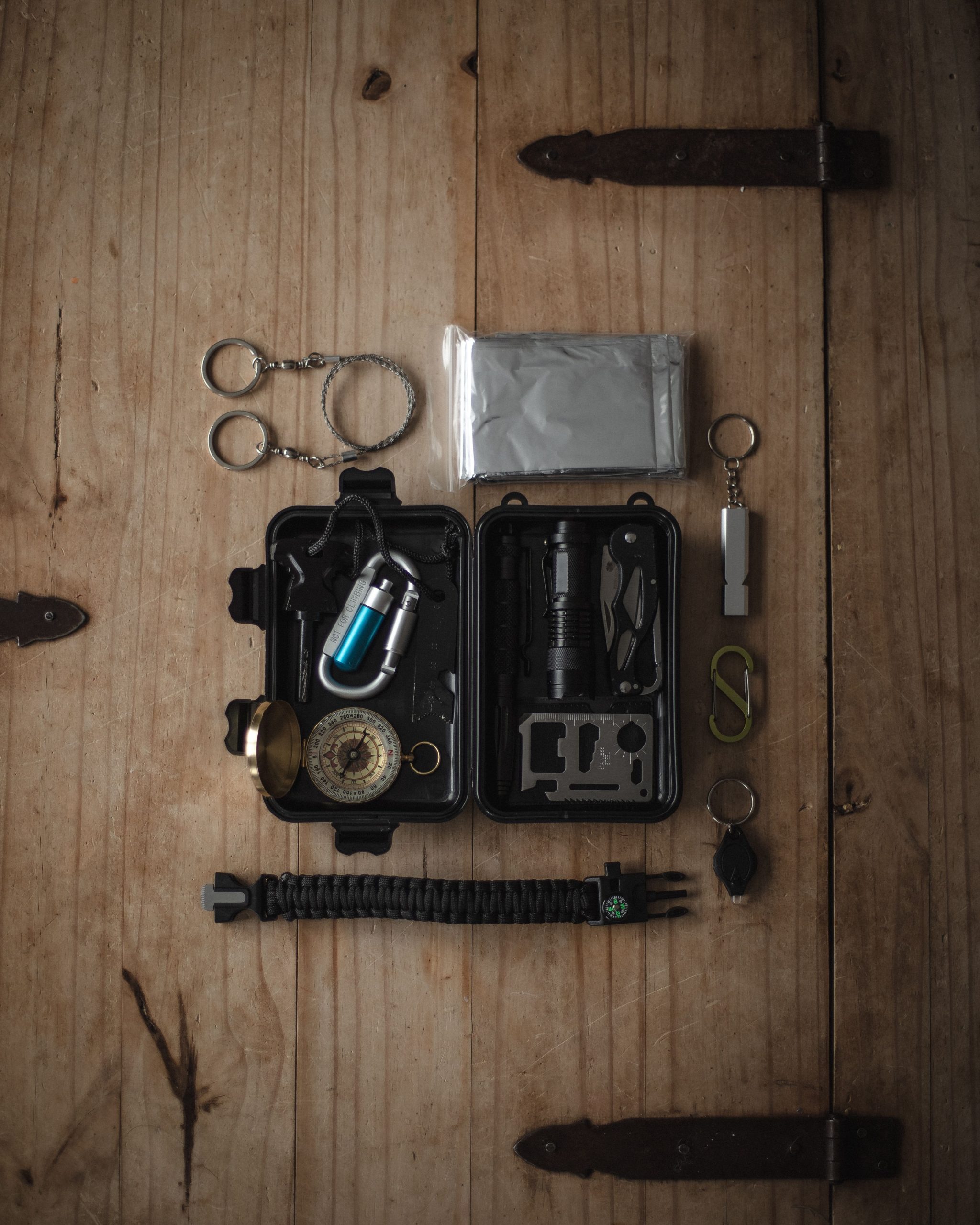 Top 5 Survival Tools Every Outdoor Adventurer Needs